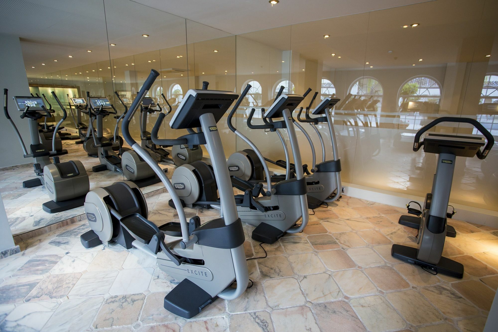 Las Dunas Suites & Apartments Estepona Zewnętrze zdjęcie